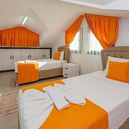 빌라 4 Bedroom In Hisaroenue Oeluedeniz- Gold Rose 페티예