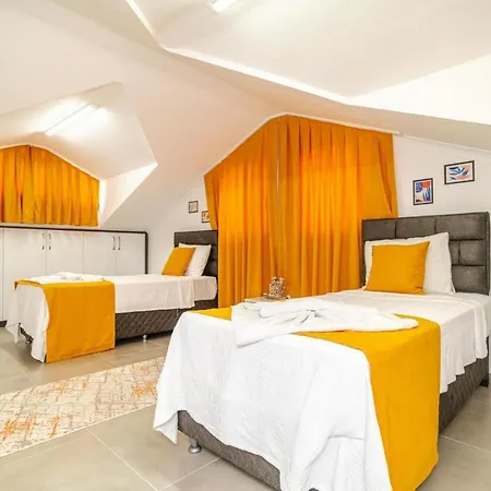 4 Bedroom In Hisaroenue Oeluedeniz- Gold Rose 페티예
