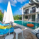 4 Bedroom In Hisaroenue Oeluedeniz- Gold Rose * フェティエ