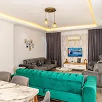 ヴィラ 4 Bedroom In Hisaroenue Oeluedeniz- Gold Rose *