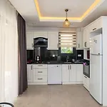 4 Bedroom In Hisaroenue Oeluedeniz- Gold Rose Villa Fethiye