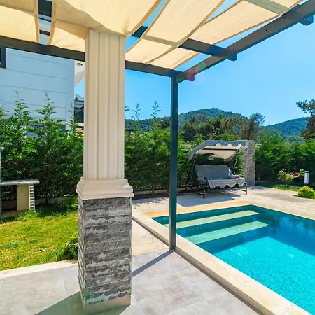 4 Bedroom In Hisaroenue Oeluedeniz- Gold Rose *