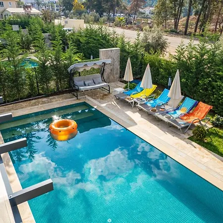 4 Bedroom In Hisaroenue Oeluedeniz- Gold Rose Вилла Фетхие