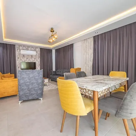 Vila 4 Bedroom In Hisaroenue Oeluedeniz- Gold Rose *