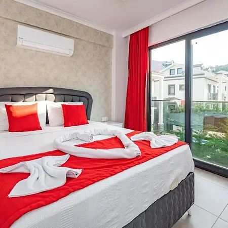 4 Bedroom In Hisaroenue Oeluedeniz- Gold Rose Villa