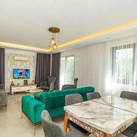 4 Bedroom In Hisaroenue Oeluedeniz- Gold Rose * Фетхие